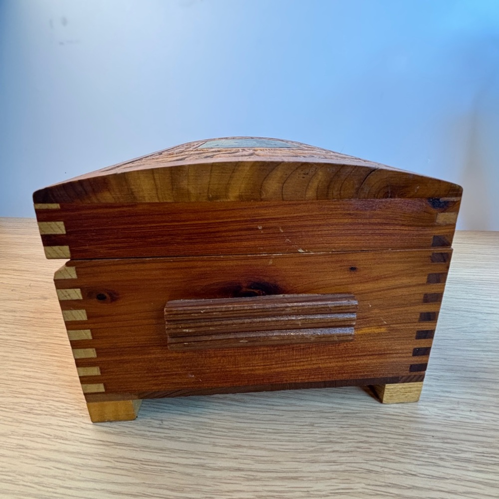 Vintage Hand-Carved Wooden Dovetail Box Scenic Inlay Mirror - Honey Brown - Picture 7 of 14
